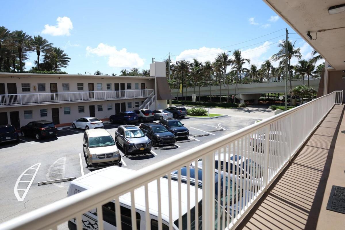 Apartamento Sunny Isles Free Parking Beachfront Sunny Isles Beach Exterior foto