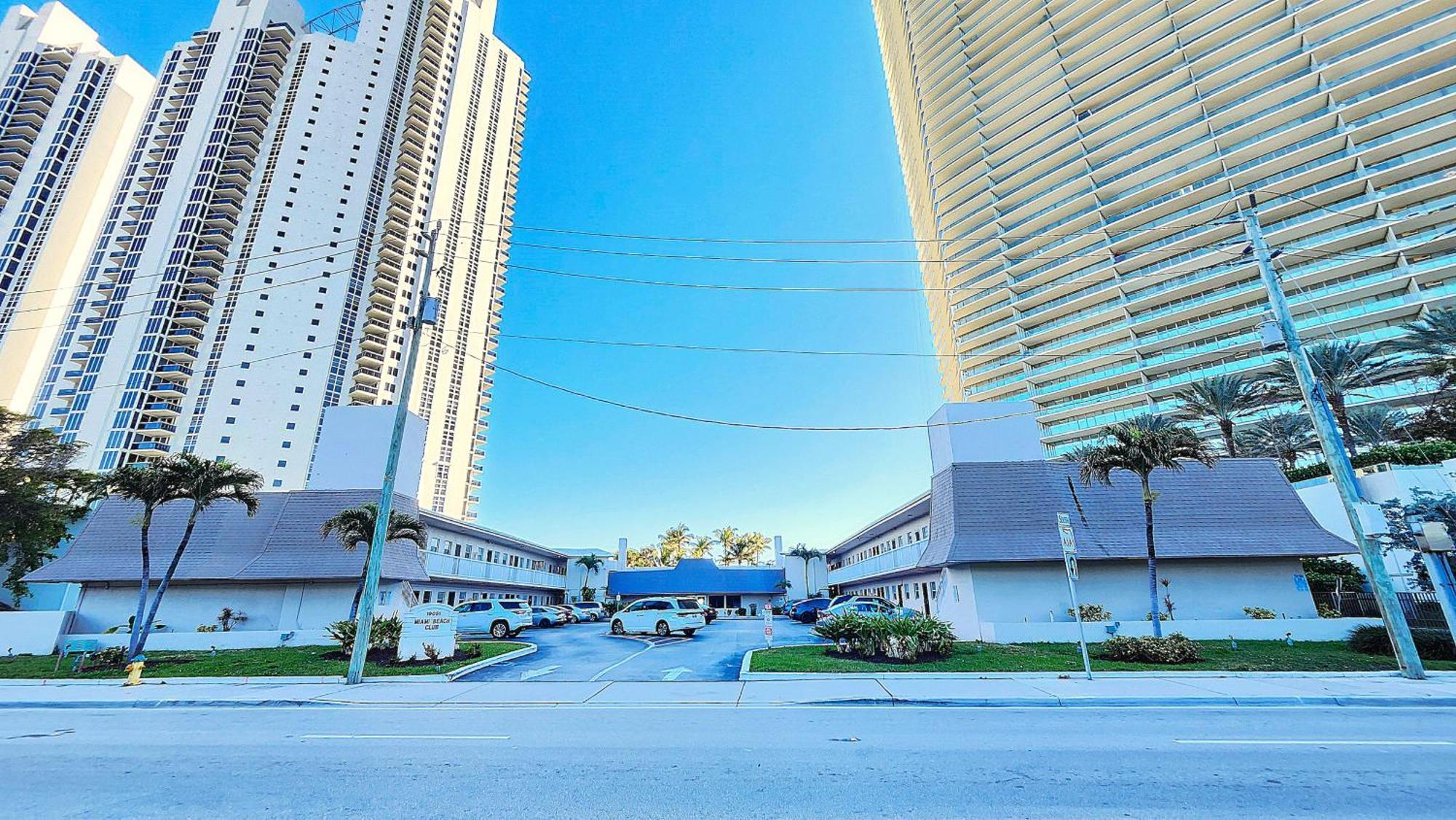 Apartamento Sunny Isles Free Parking Beachfront Sunny Isles Beach Exterior foto